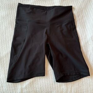 Old Navy Power Soft High Rise Bike Short L